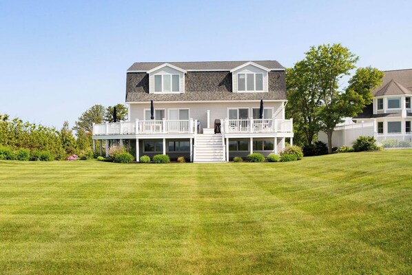 Exterior - Oceanfront Home, Spectacular Views, 4, Beds & 2 Baths (Kennebunk)