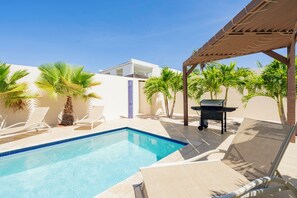 Outdoor pool - Villa “Island time” Private Pool and walk to the beach ! (Palm Beach area)