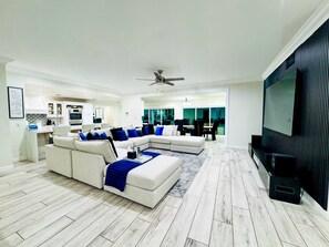 Smart TV, fireplace, DVD player, stereo