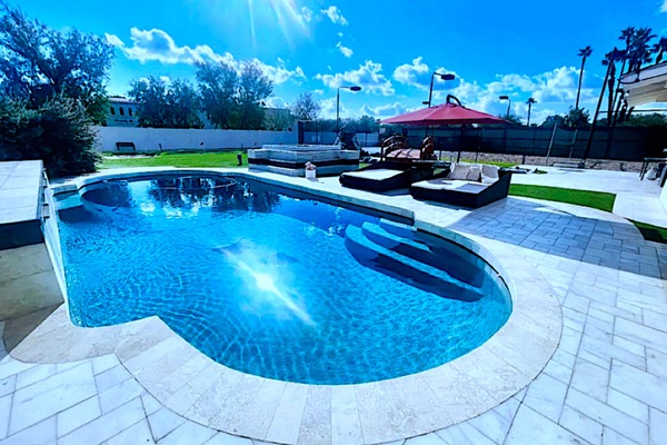 Outdoor pool, a heated pool