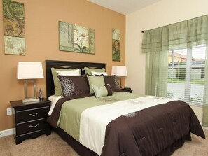 House | 4 bedrooms, desk, free WiFi - Stunning 4 Bedroom 3 Bathroom Town Home Sleeps 8 (Kissimmee)