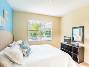 5 bedrooms, desk, free WiFi