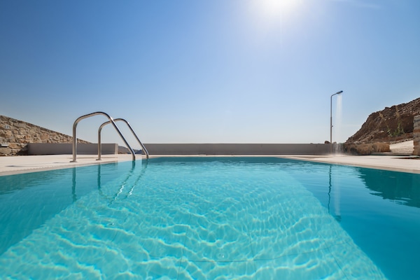 Private pool