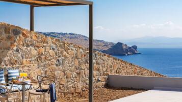 Superior Villa, Sea View | Terrace/patio