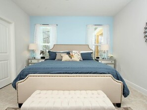 5 bedrooms, desk, travel crib, free WiFi