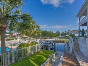 House, 3 Bedrooms | Balcony