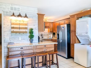 Private kitchen | Fridge, microwave, dishwasher, coffee/tea maker