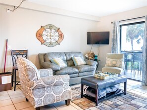 Living room - The Summit 225 (Panama City Beach)