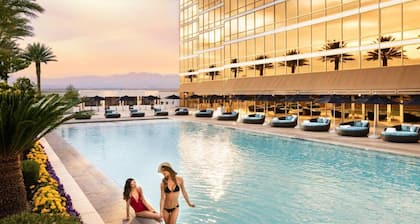 Trump Tower High Floor Strip View Studio