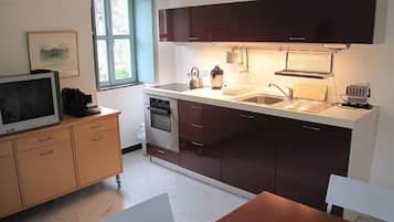 Hus | Eget kök | Kylskåp, ugn, spishäll och diskmaskin