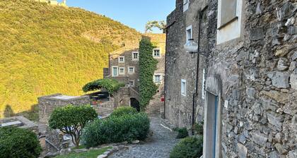 Oliveto Sleeps 4 With Private Garden