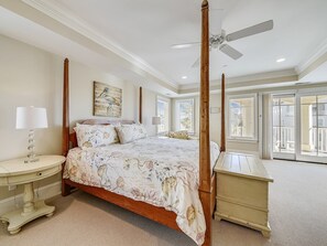 5 bedrooms, iron/ironing board, internet, bed sheets