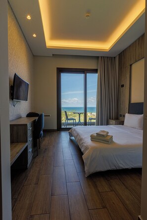 Standard Room | Free minibar items, in-room safe, blackout drapes, free WiFi - Haya hotel & spa (Tabarja)