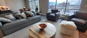 Downtown Delight: Modern Urban Condo with Bright, Spacious Living & Scenic Views
