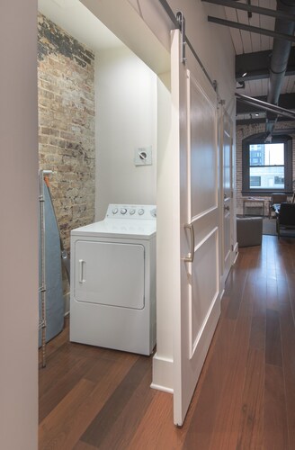 Private Elevator - 2500 SQFT Full Floor - Luxury -Skyline- by Grocery/Superdome