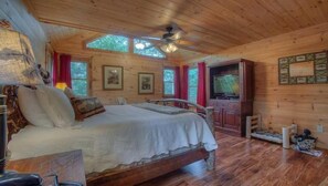 4 bedrooms, iron/ironing board, free WiFi, bed sheets - Above and Beyond- Pet Friendly | Screened Porch | Outdoor Fireplace (Blue Ridge)