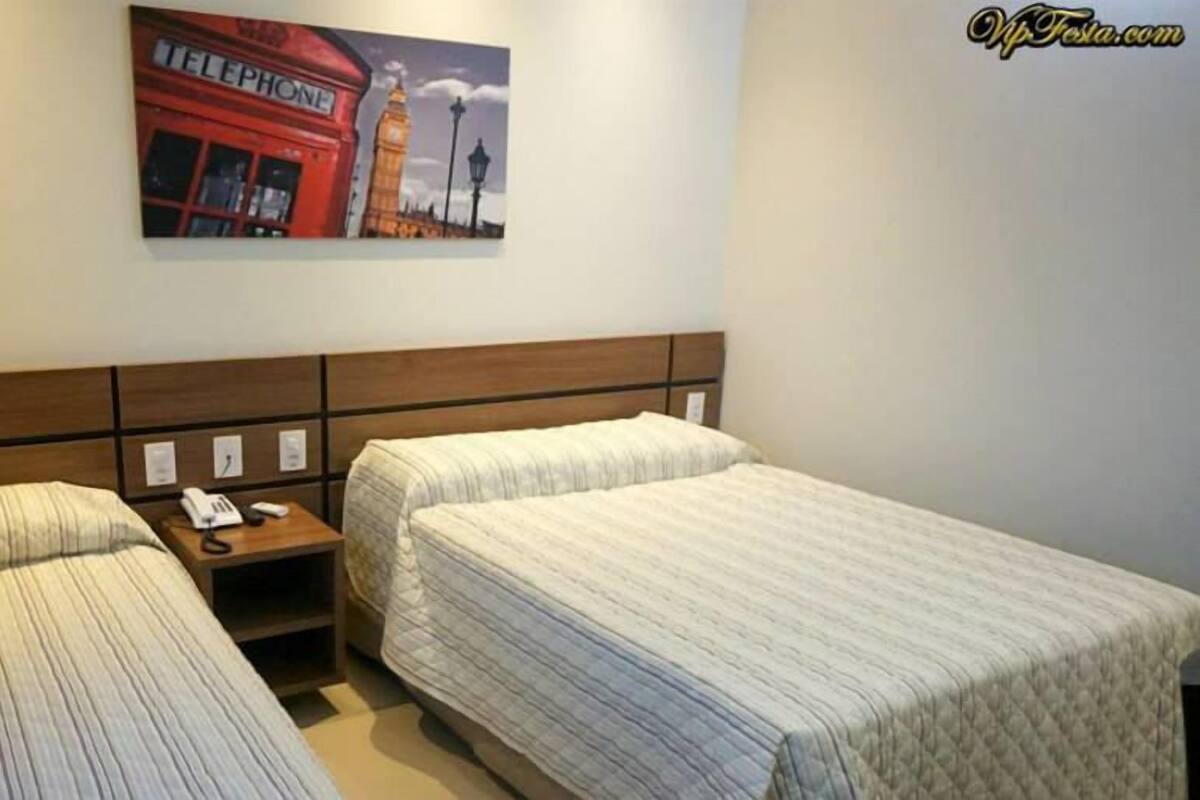 Caja de seguridad en la habitación y decoración personalizada
