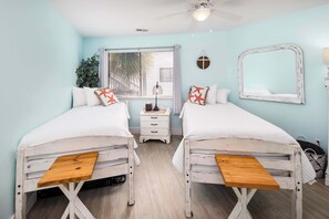 2 bedrooms, desk, iron/ironing board, free WiFi