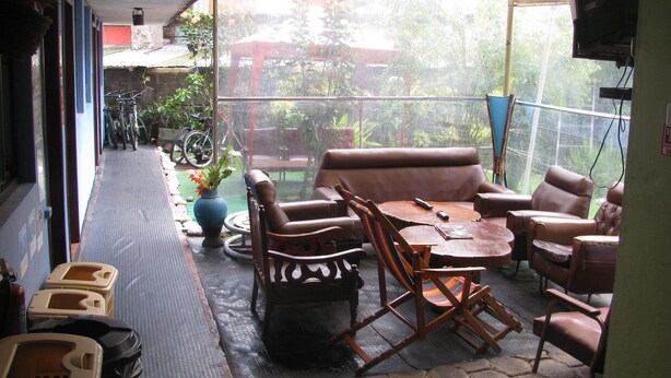 Unclassified image, 1 of 50, button - Hostal Transilvania (Baños de Agua Santa)