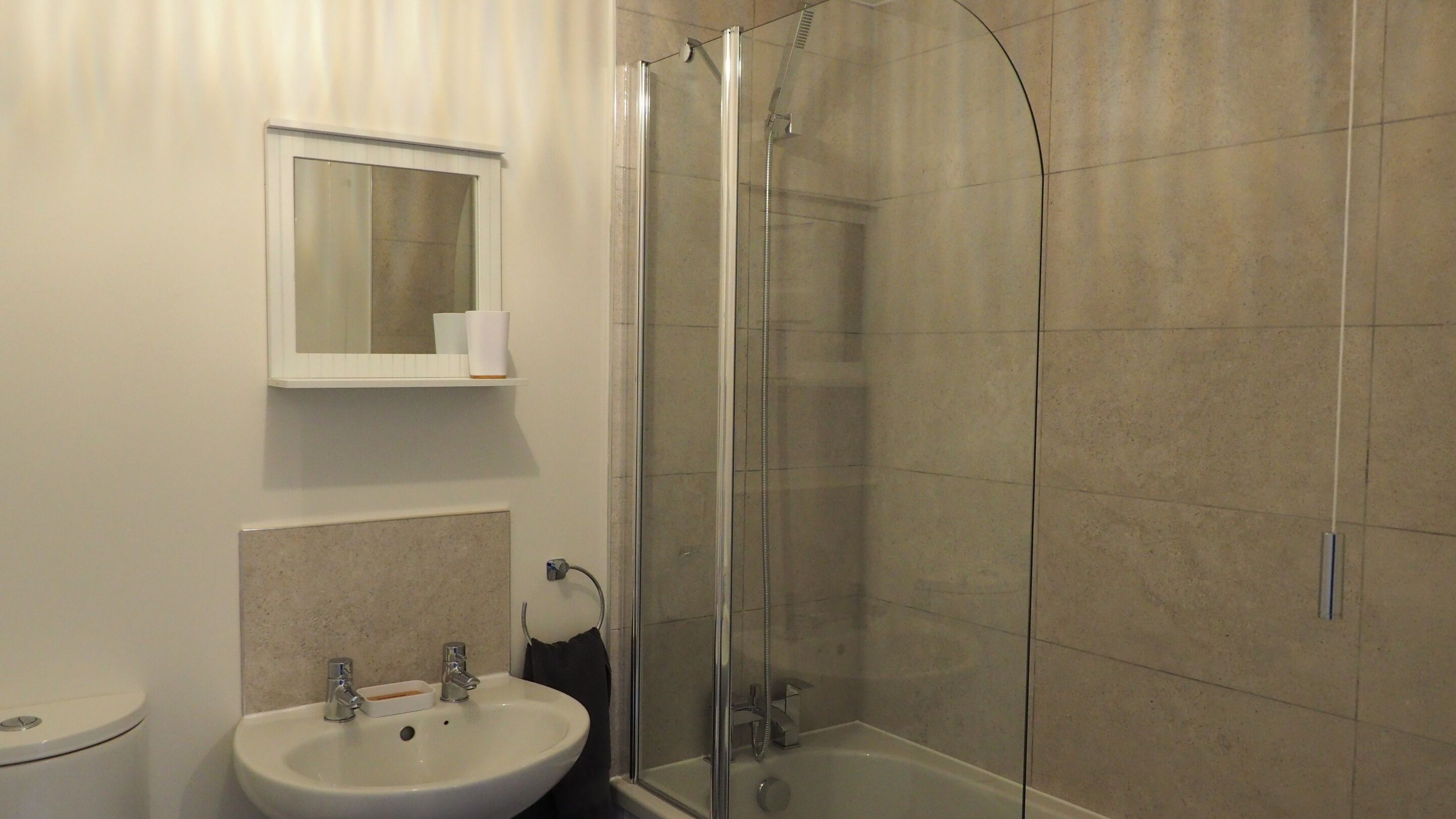 Family Cottage, Private Bathroom, Garden View | Bilik Mandi