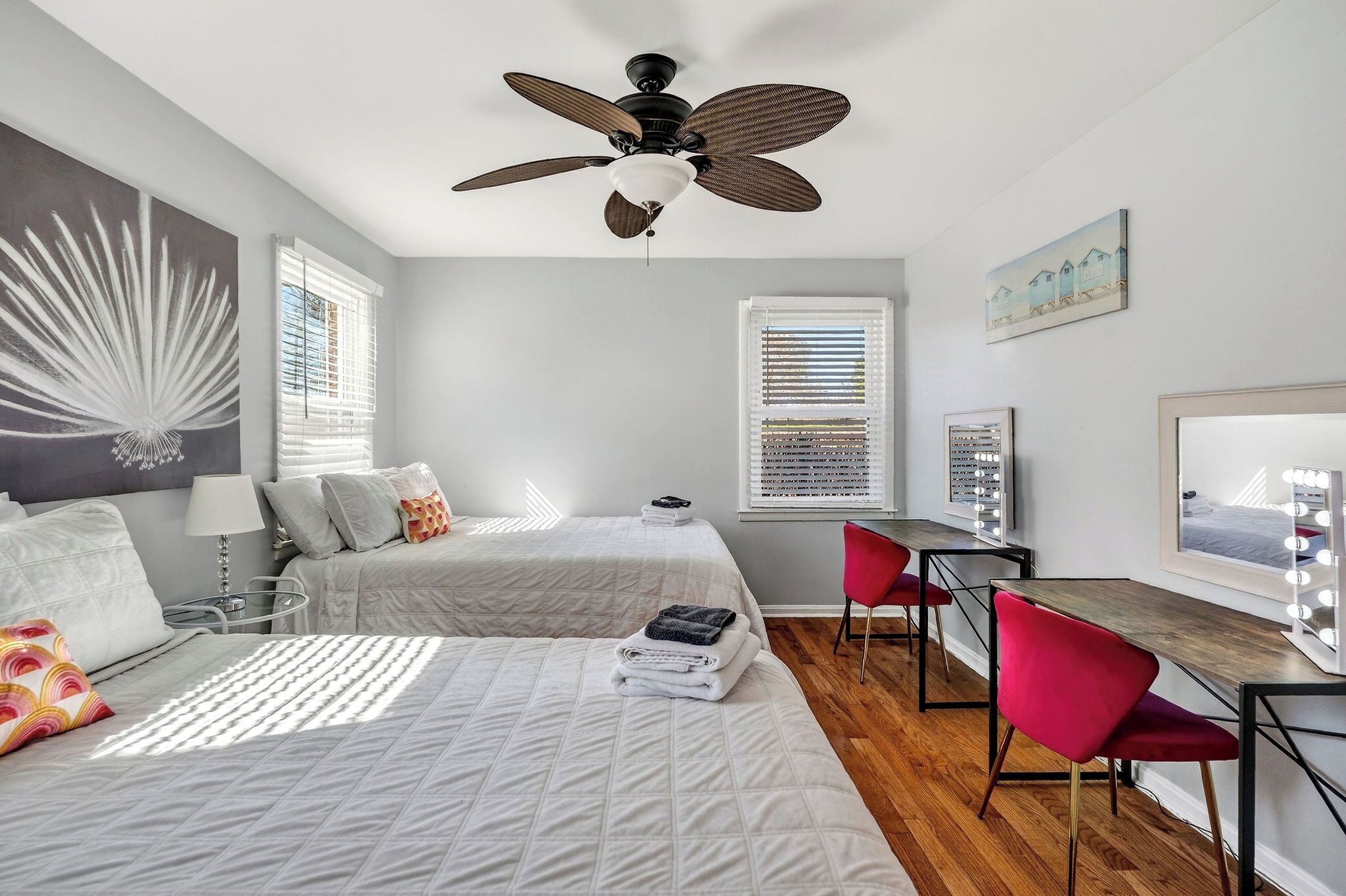 4 bedrooms, desk, iron/ironing board, travel crib