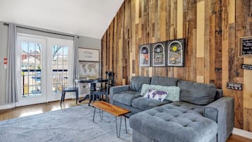 Smart TV, DVD player, books, music library