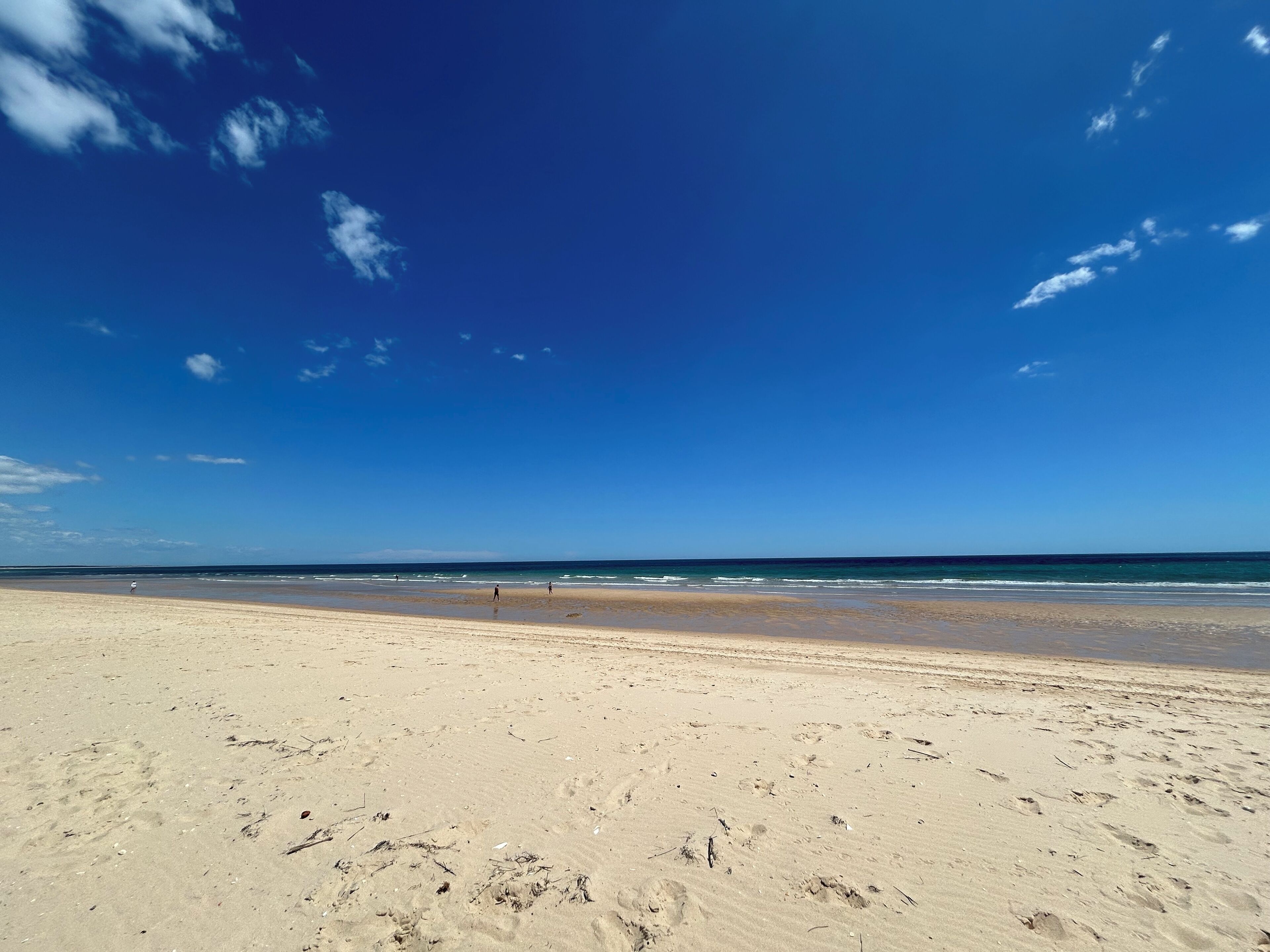 Aan het strand, ligstoelen aan het strand
