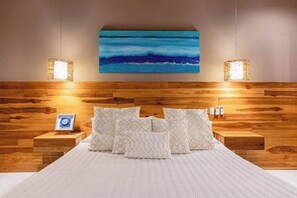 4 bedrooms, desk, iron/ironing board, travel cot - Daily Housekeeping, Beach club membership, private pool, Outdoor rancho,  and space for  up to 20 guests (tamarindo)