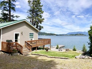 Exterior - Old Goat Inn, Wonderful Cottage on Flathead Lake (Somers)