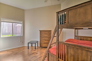 3 bedrooms, desk, iron/ironing board, travel cot
