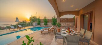 Villa Cleopatra sunset view!!