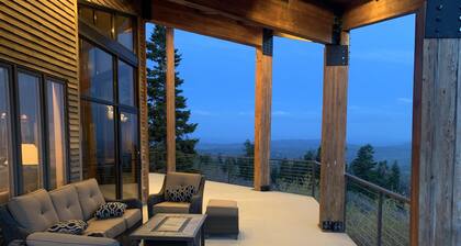 Cabaña privada de lujo. Entorno espectacular! 4 recámaras, 80 acres, jacuzzi.