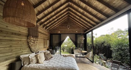 TEVA Glamping & Retreat
