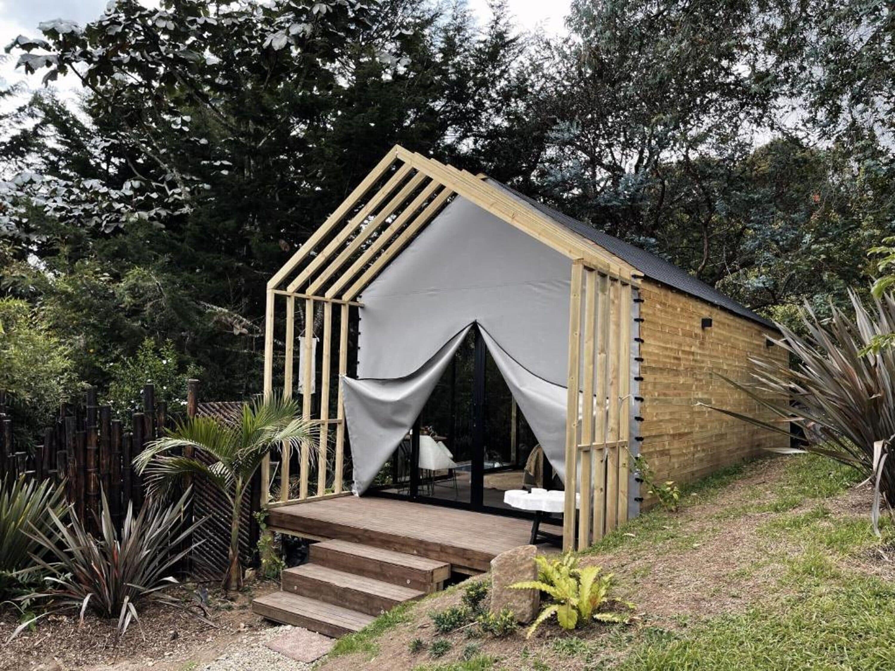 exclusive cabin | 1 bedroom, premium bedding, minibar, individually decorated