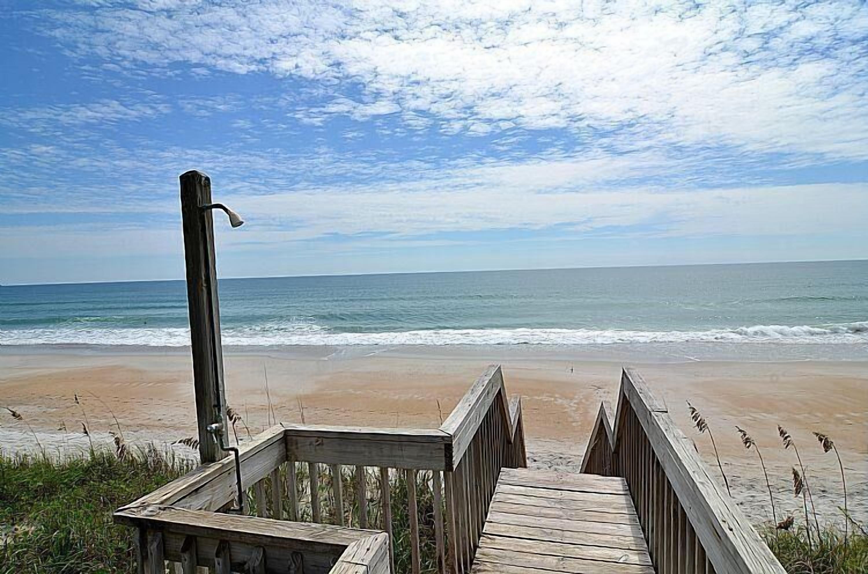 2nd Floor 3br Oceanfront Condo at Queen's Grant w/ Pool Access! B-204