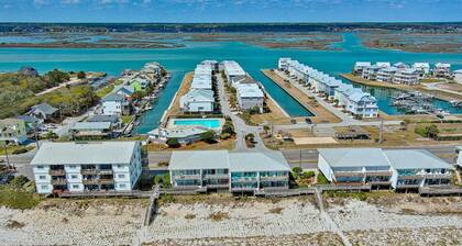 Queens Grant B-204 – Ocean Views & Beach Access
