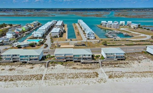 Queens Grant B-204 – Ocean Views & Beach Access