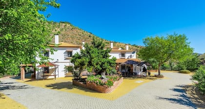 Lagar Martínez Málaga by Ruralidays