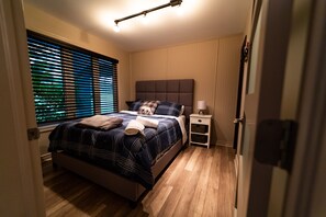 2 soverom, strykejern/-brett, wi-fi og sengetøy