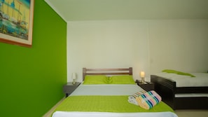 Basic Studio, Multiple Beds