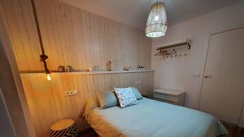 3 habitaciones, tabla de planchar con plancha y wifi