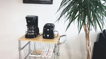 Comfort Apartment, 1 Queen Bed with Sofa bed (540) | Coffee and/or coffee maker