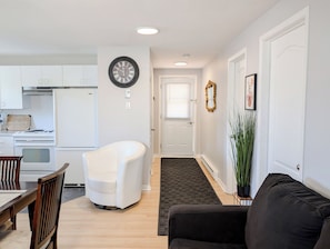 Appartement Familial, plusieurs lits | Coin séjour
