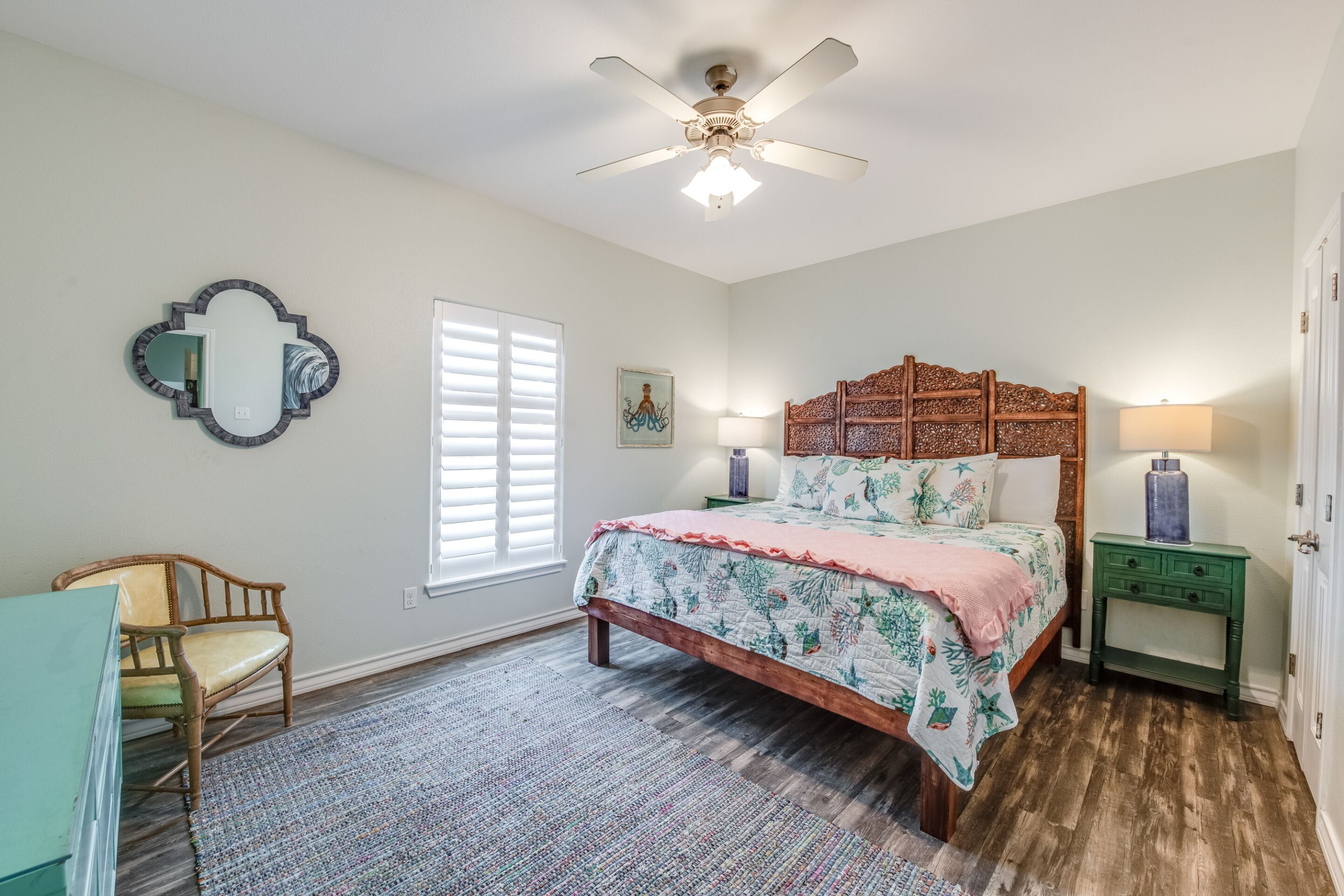 3 bedrooms, iron/ironing board, travel cot, free WiFi