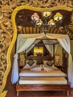 传统双人房 | 迷你吧、办公桌、笔记本电脑工作区、免费 WiFi