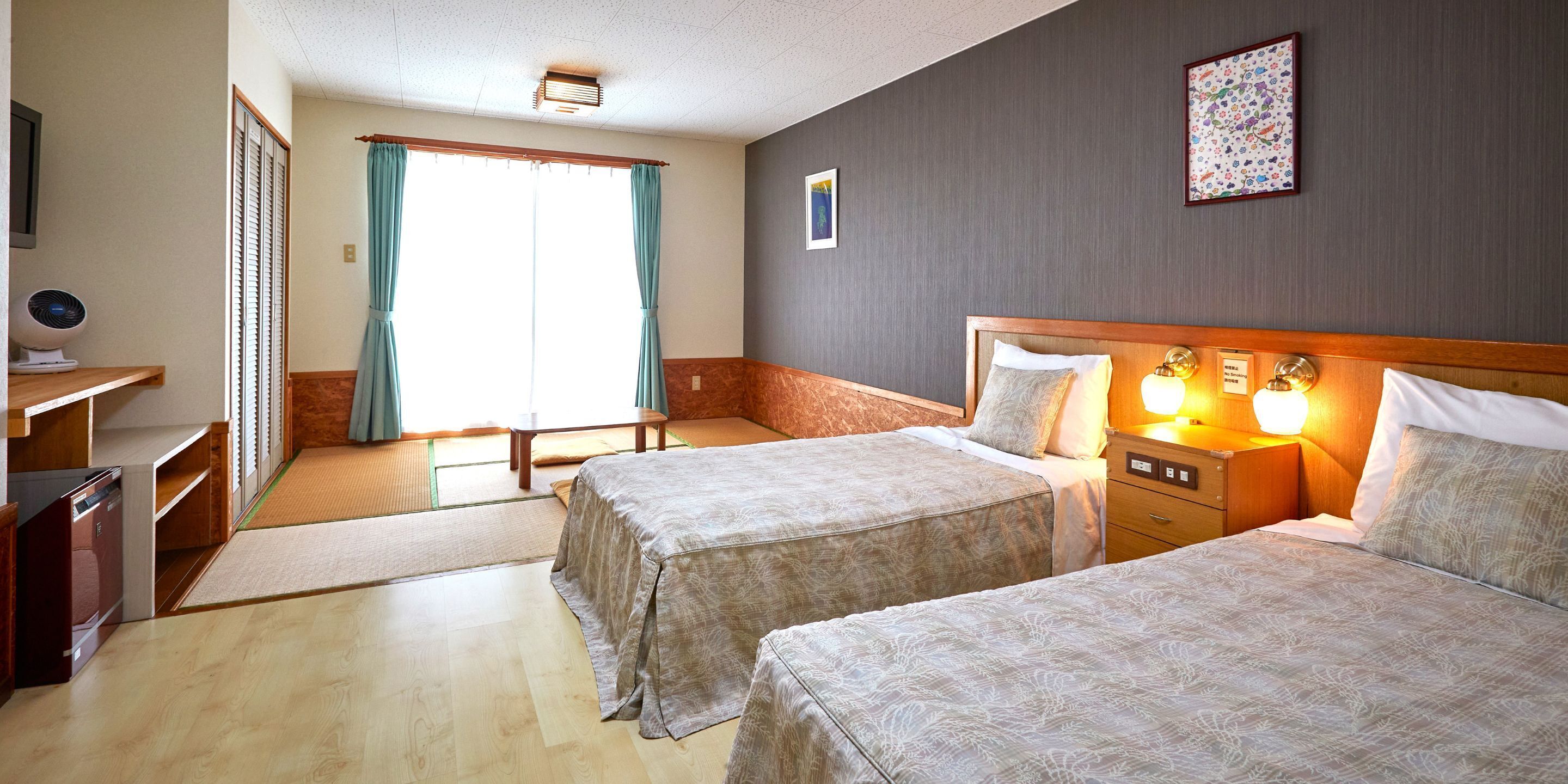 传统客房, 无烟房 (Japanese Western Style, Main Building) | 熨斗/熨板、床单