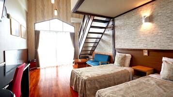 Duplex, Non Smoking | Iron/ironing board, bed sheets