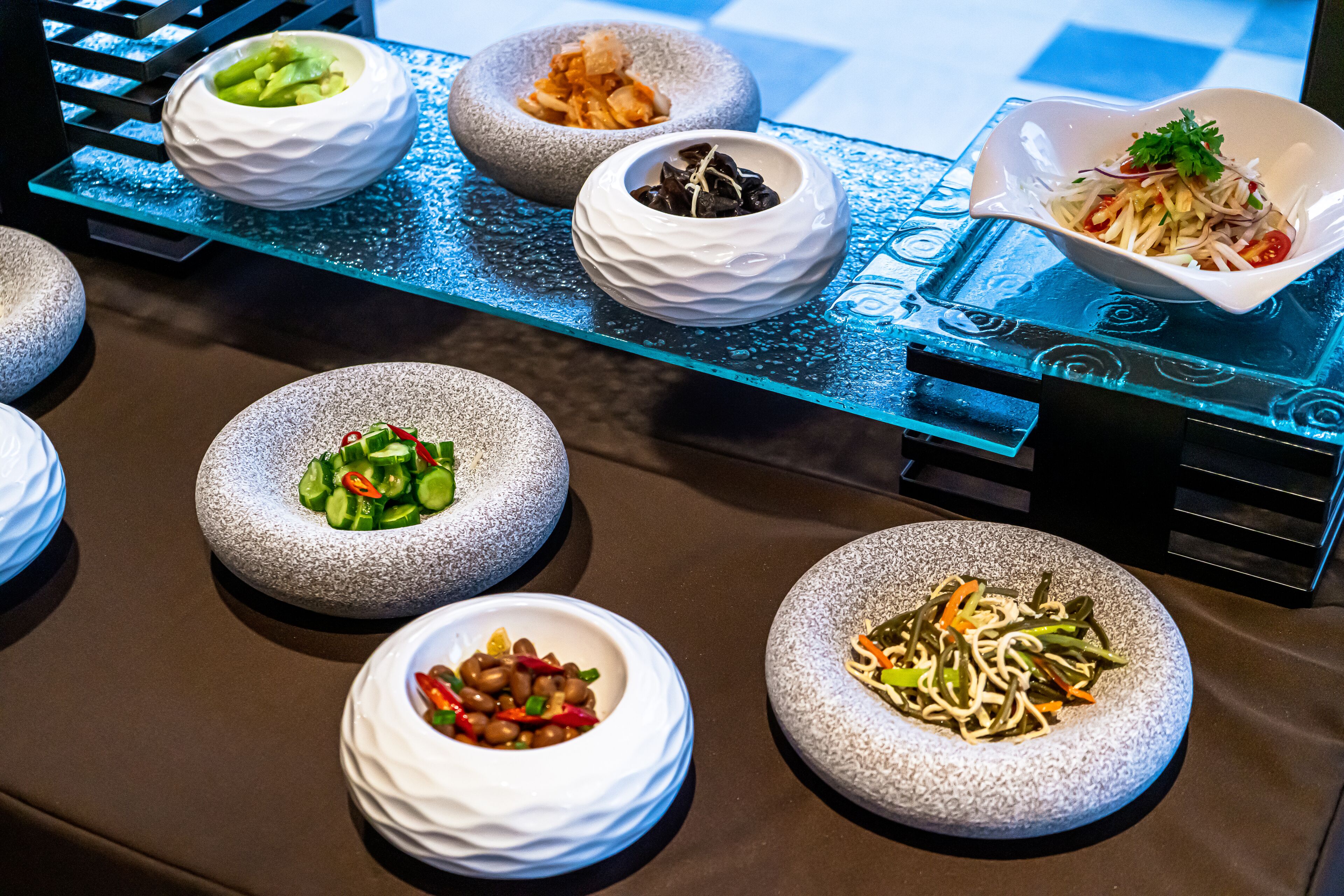 free daily self-service breakfast