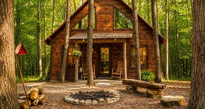 The Lodge at Oak Haven Farms - Cabin Outside of Nashville