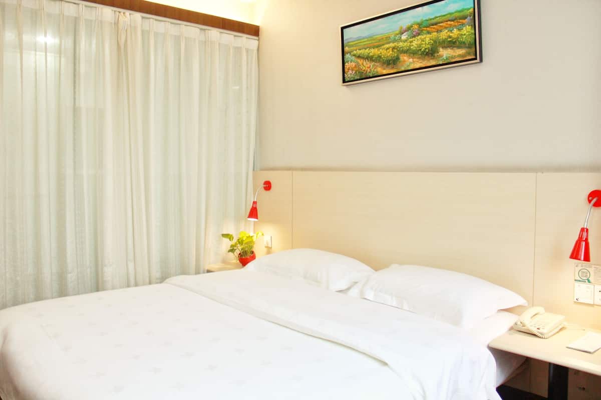 Business Double Room | Desk, blackout drapes, free WiFi